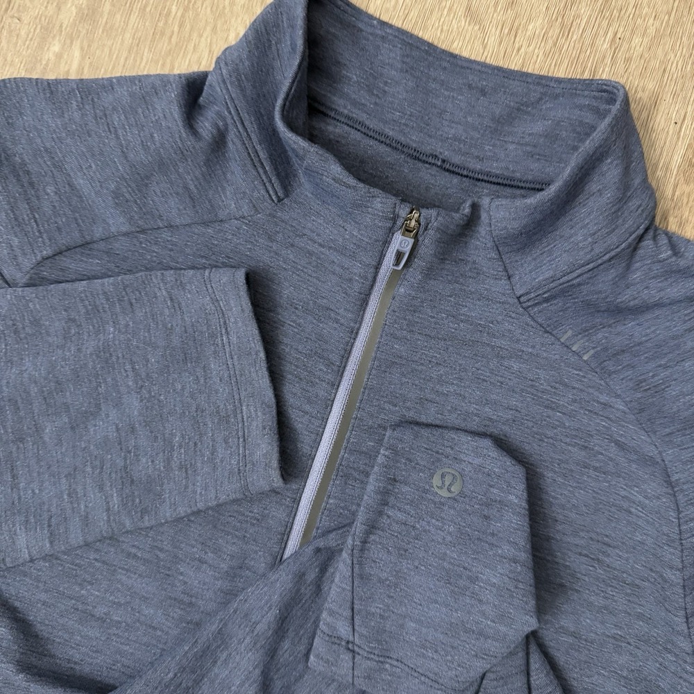 Lululemon Surge Warm Half Zip Pullover Men's Large Blue Performance Soft
